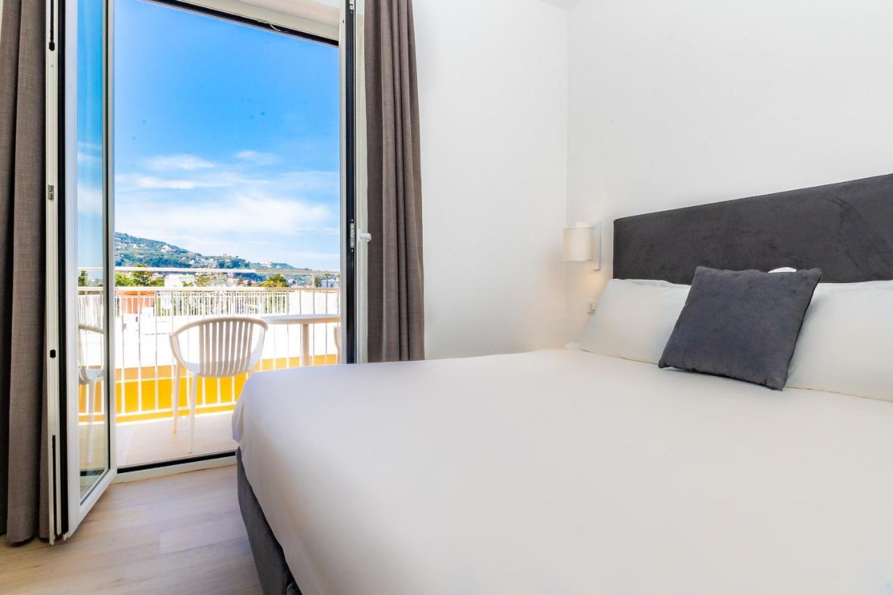 Hotel Isabella Сорренто Экстерьер фото