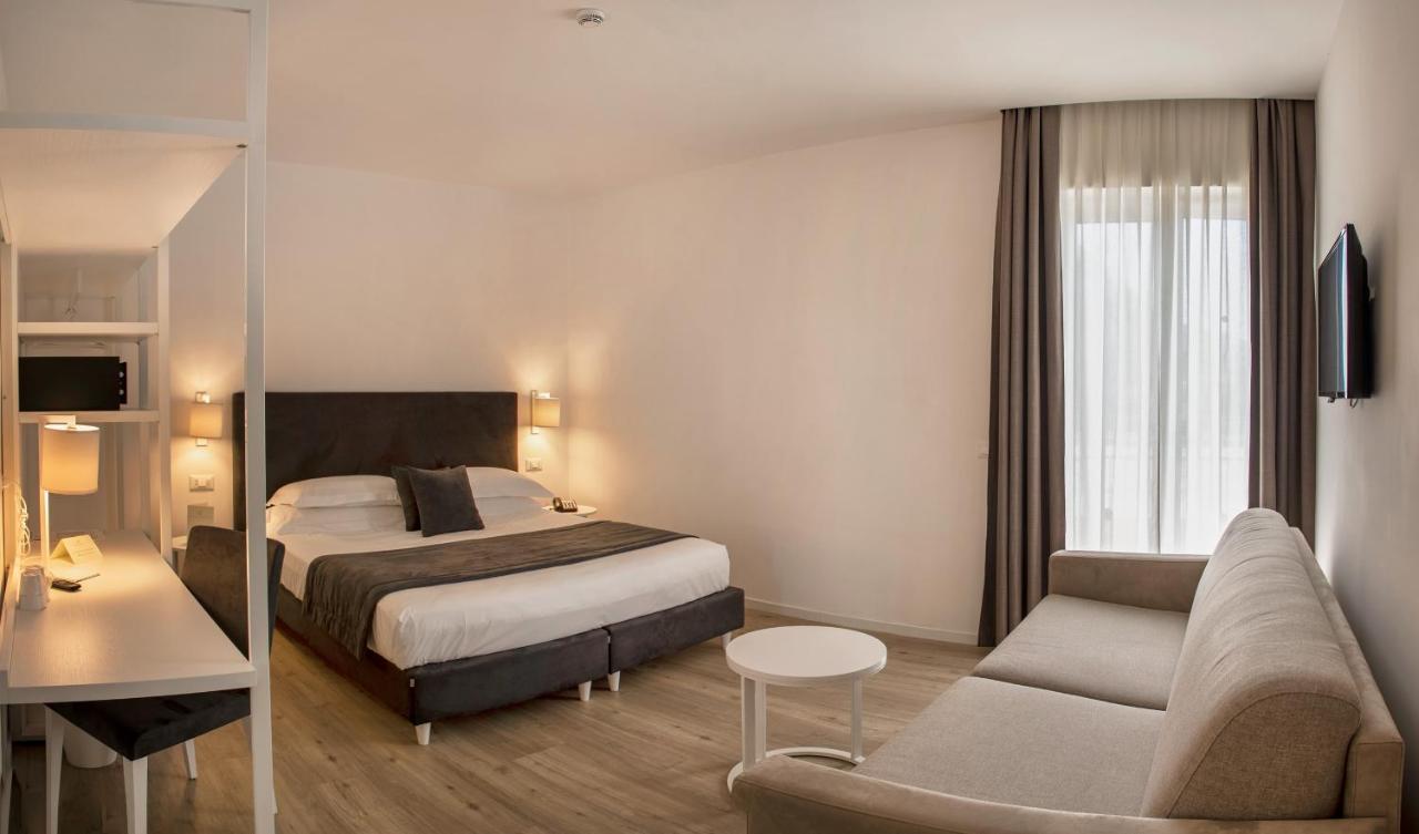 Hotel Isabella Сорренто Экстерьер фото