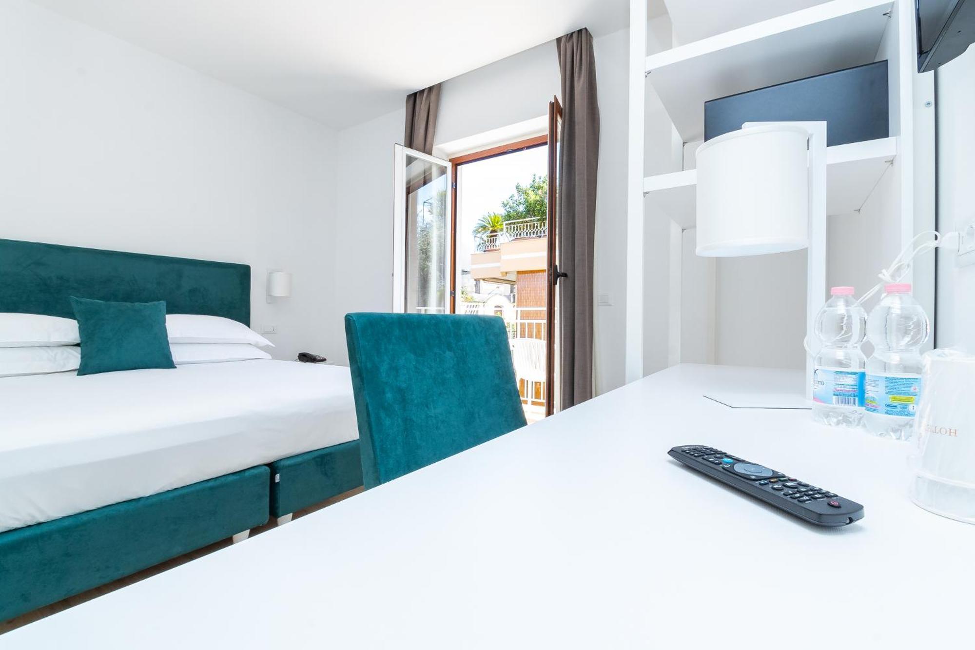 Hotel Isabella Сорренто Номер фото